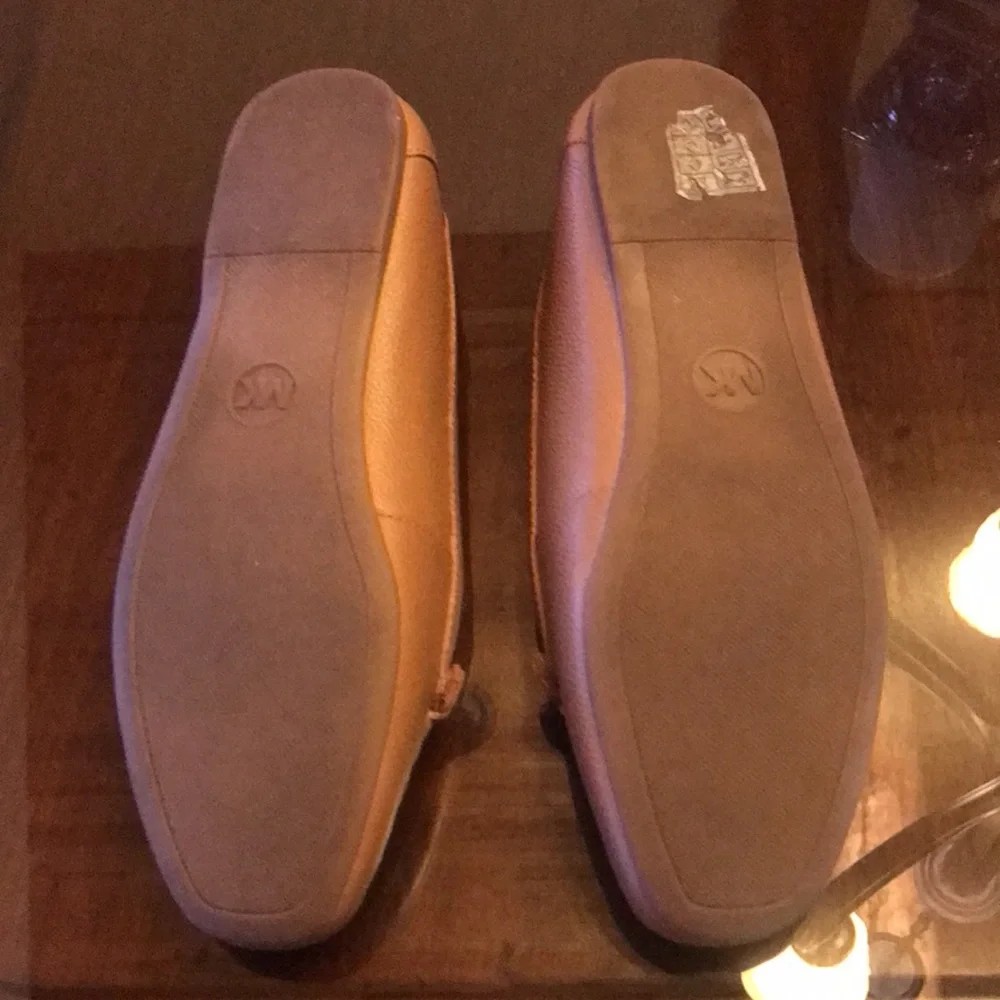 Michael Kors Flat Shoes - Picture 2 of 6